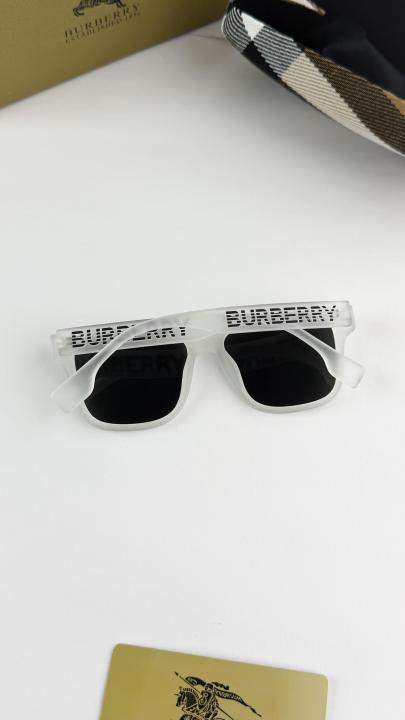 Burberry Sunglass