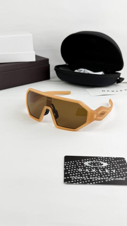 Oakley Sunglass