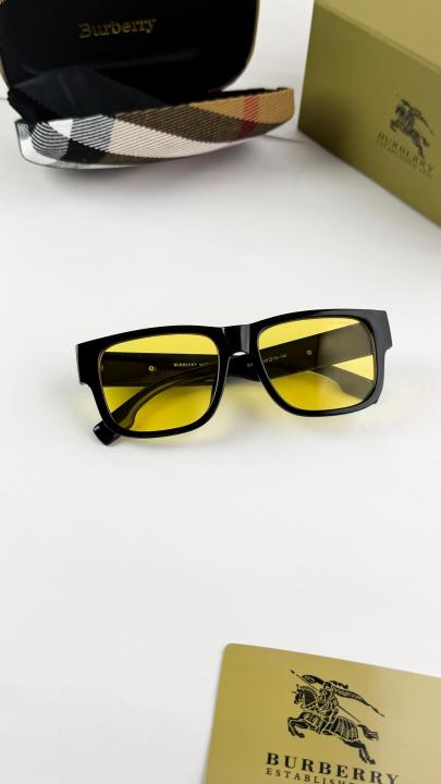 Burberry Sunglass