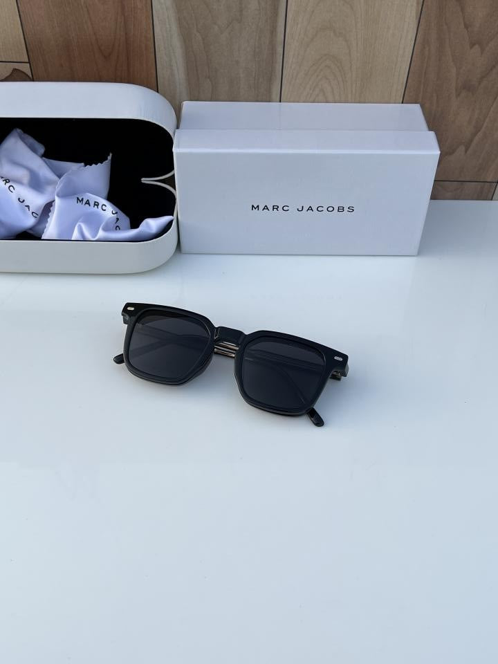 Marc Jacobs Sunglass