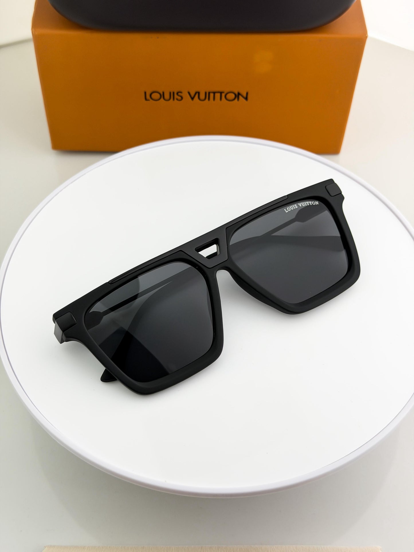 Louis Vuitton Sunglass
