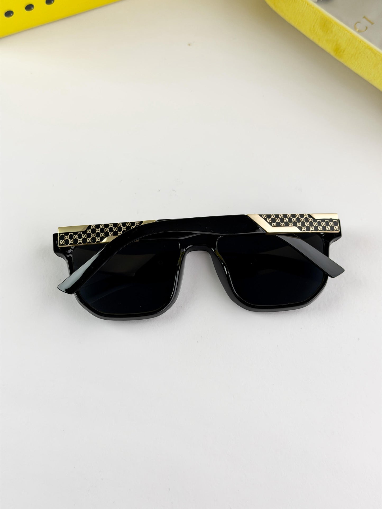 Gucci Sunglass