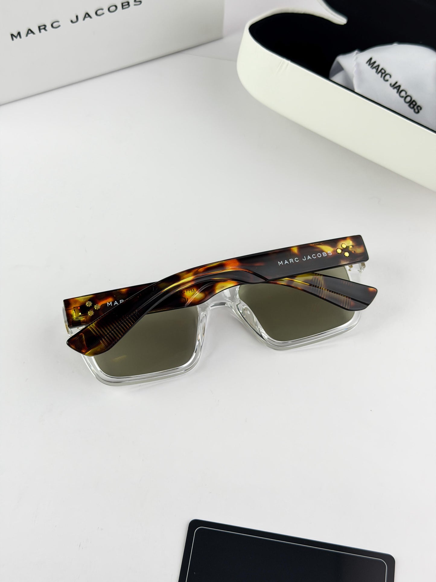 Marc Jacobs Sunglass