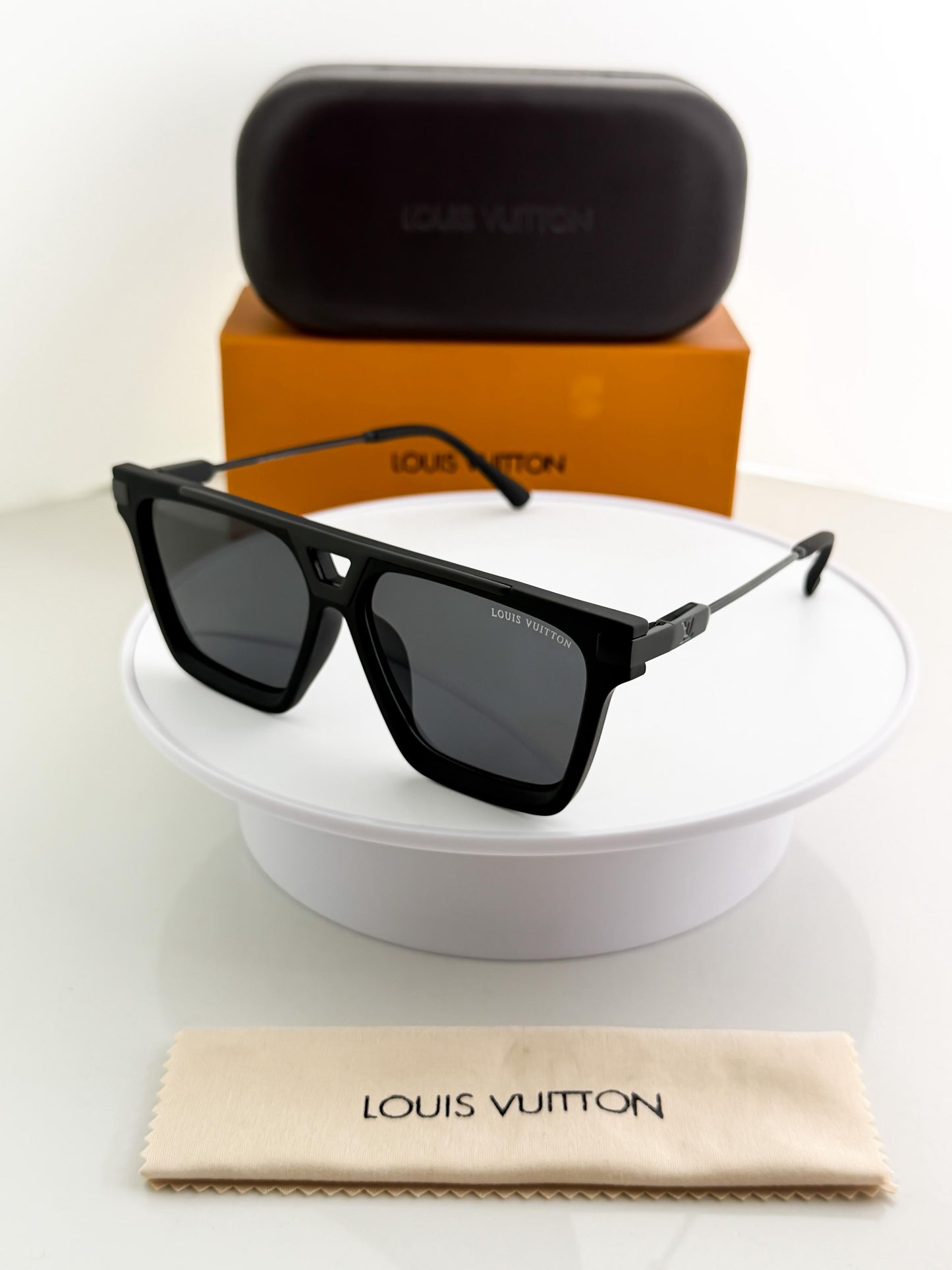 Louis Vuitton Sunglass