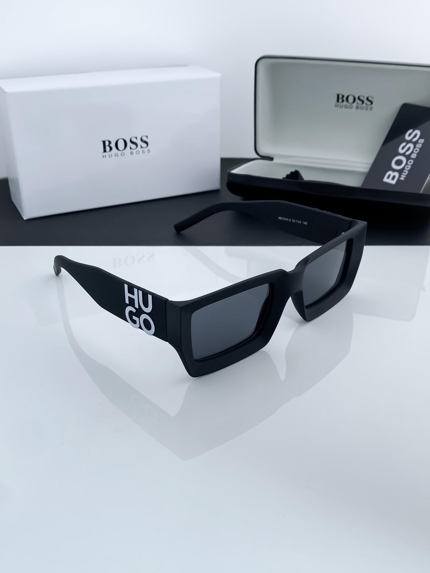 Hugo Boss Sunglass